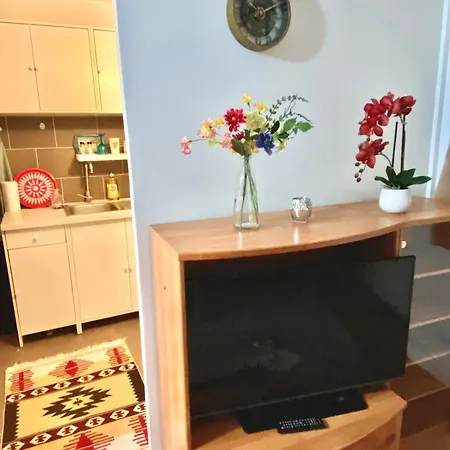 Appartement Agreable Tout Confort 3 Mn Metro Aubervilliers Exterior photo